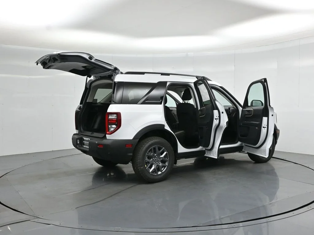 New 2026 Oxford White Ford Big Bend image 5