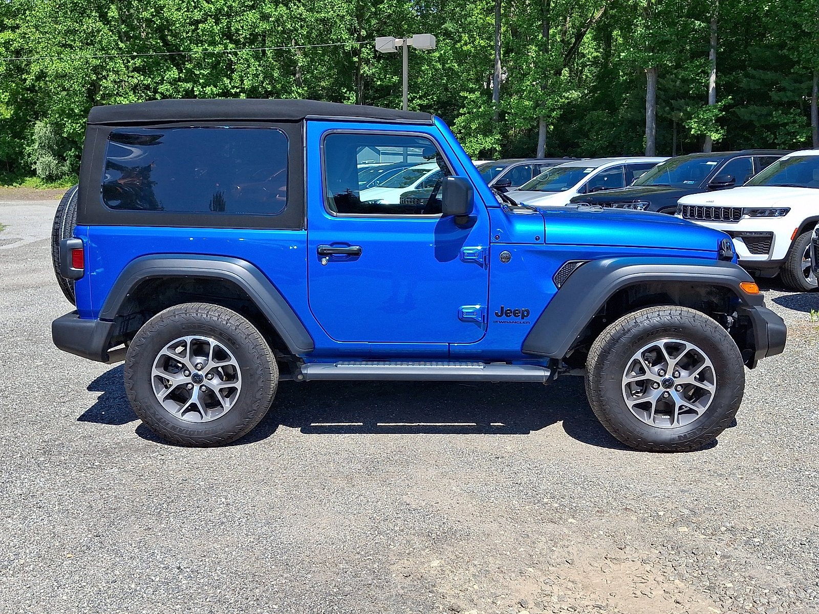 Certified Used 2024 Hydro Blue Pearlcoat Jeep Sport S image 7