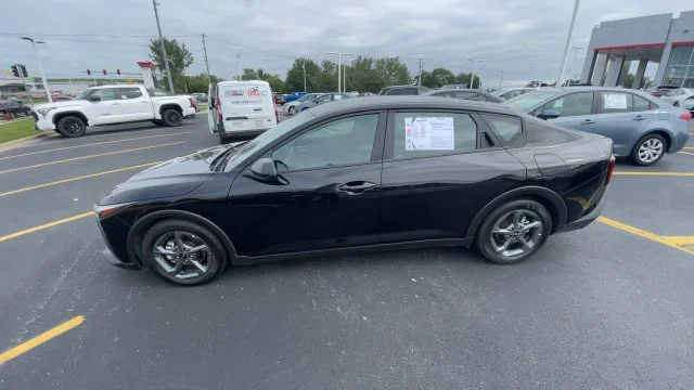 2025 Kia K4 LXS - Photo 7