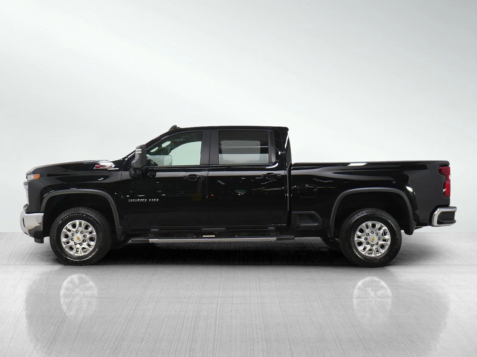 Used 2024 Chevrolet Silverado 3500HD LT with VIN 1GC4YTEY5RF365956 for sale in Bloomington, Minnesota