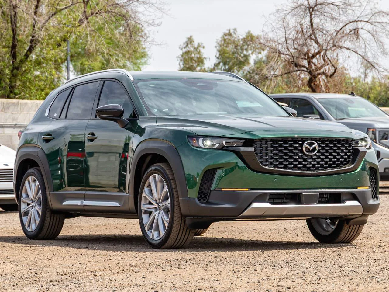 Vehicle Image 2