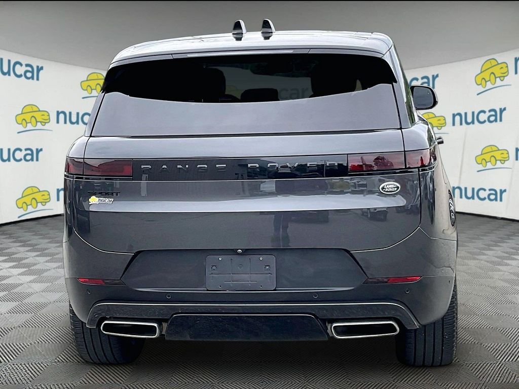 Used 2023 Gray Land Rover SE image 5