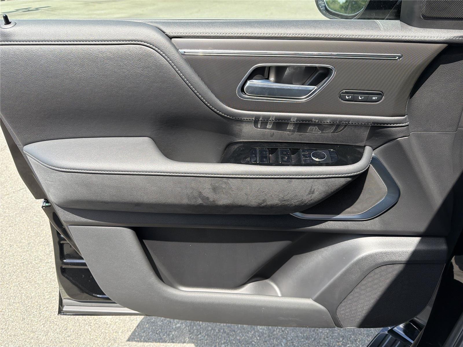 New 2026 BLACK OBSIDIAN INFINITI Luxe 4WD image 10