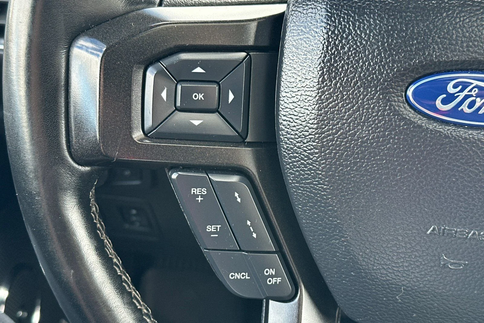 Used 2020 White Ford Limited image 29