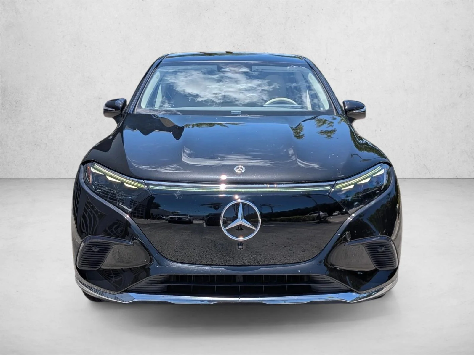 Used 2023 Obsidian Black Metallic Mercedes-Benz EQS 450 image 2