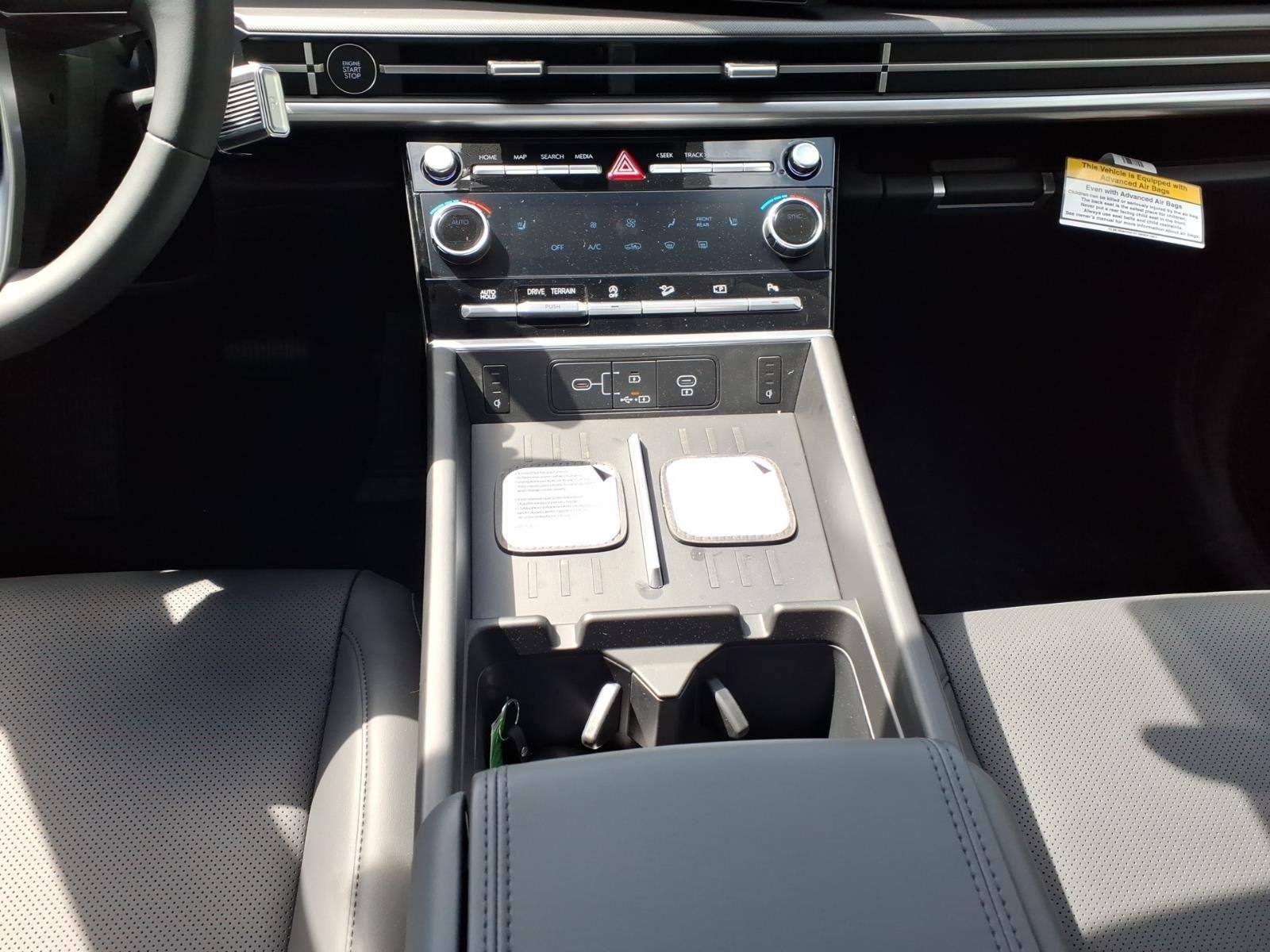 New 2026 Serenity White Hyundai XRT image 24
