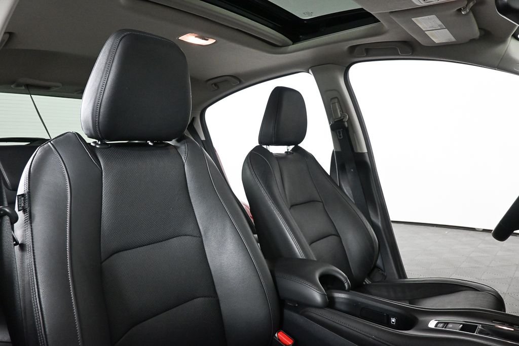 Used 2019 Red Honda EX-L image 21