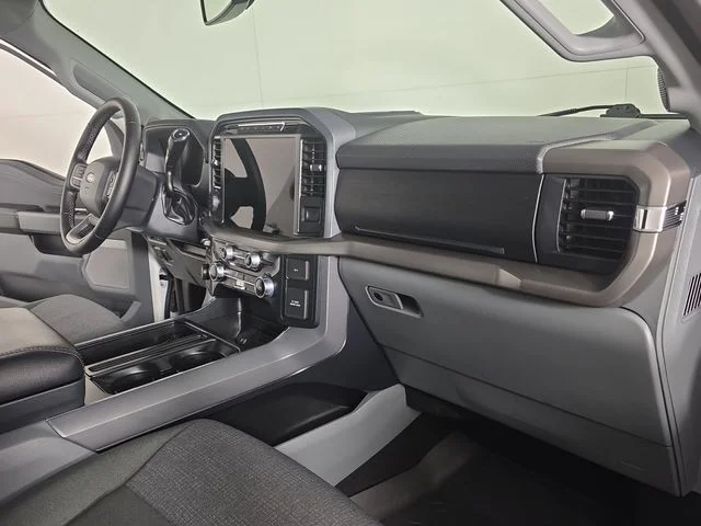 Certified Used 2024 Oxford White Ford XLT image 22
