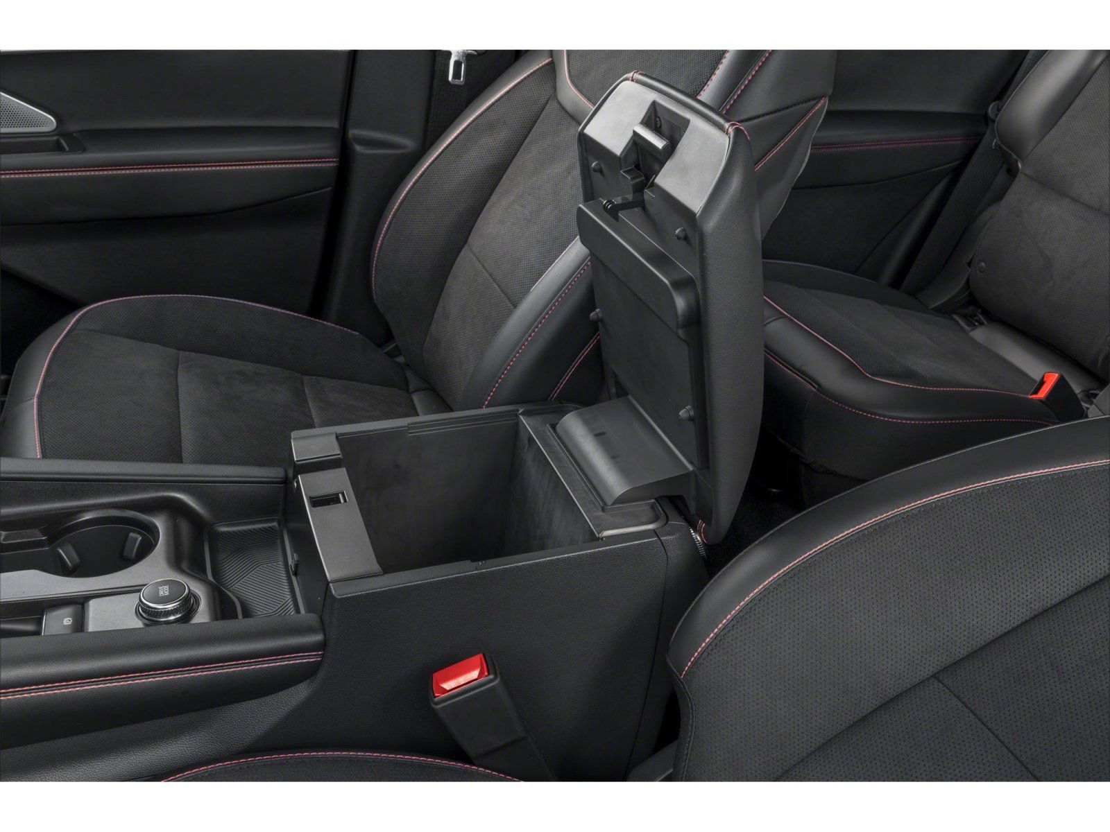 2025 Ford Explorer ST - Photo 9