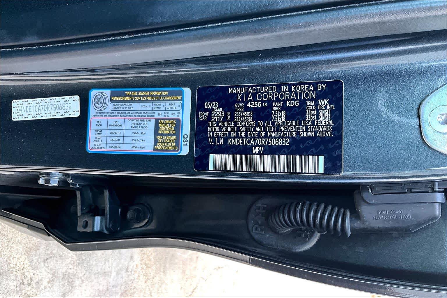 Used 2024 Gravity Gray Kia SX image 35