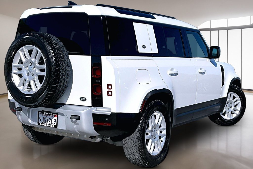 Certified Used 2023 Fuji White Land Rover S image 6