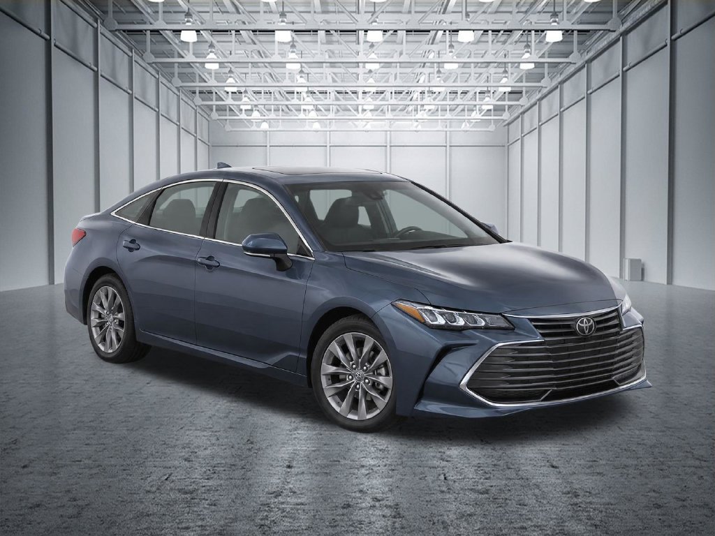 Used 2019 Gray Toyota XLE image 2