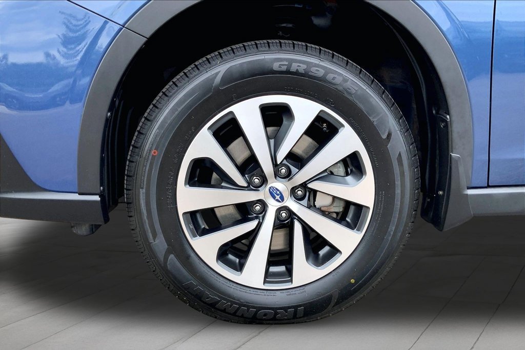 Used 2020 Blue Subaru Premium image 31