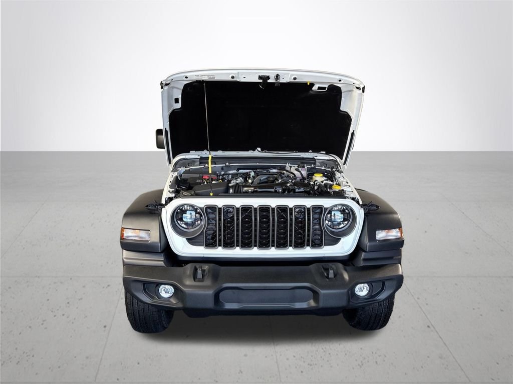 New 2026 Bright White Clear-Coat Exterior Paint Jeep Sport S image 21