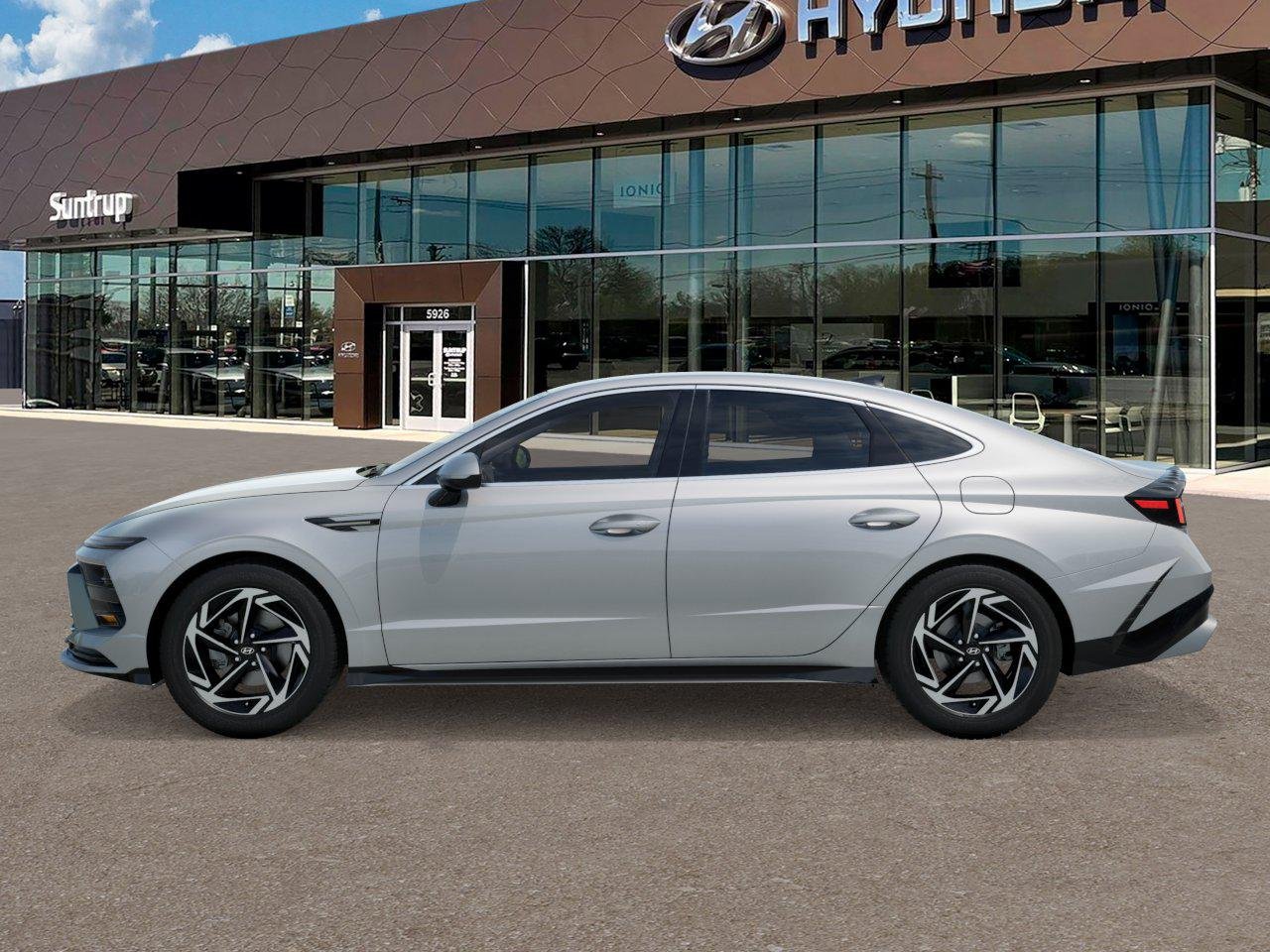 New 2026 Aero Silver Hyundai SEL Sport image 3