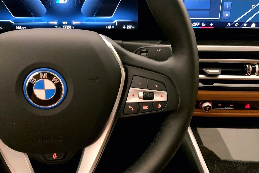 Certified Used 2024 Mineral White Metallic BMW  image 18