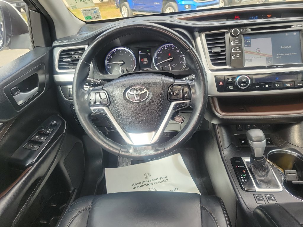 Certified Used 2017 White Toyota XLE image 34