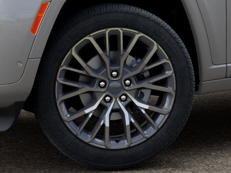New 2026 Silver Zynith Exterior Paint Jeep Summit image 4