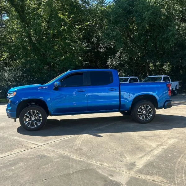 Used 2023 Blue Chevrolet RST image 2