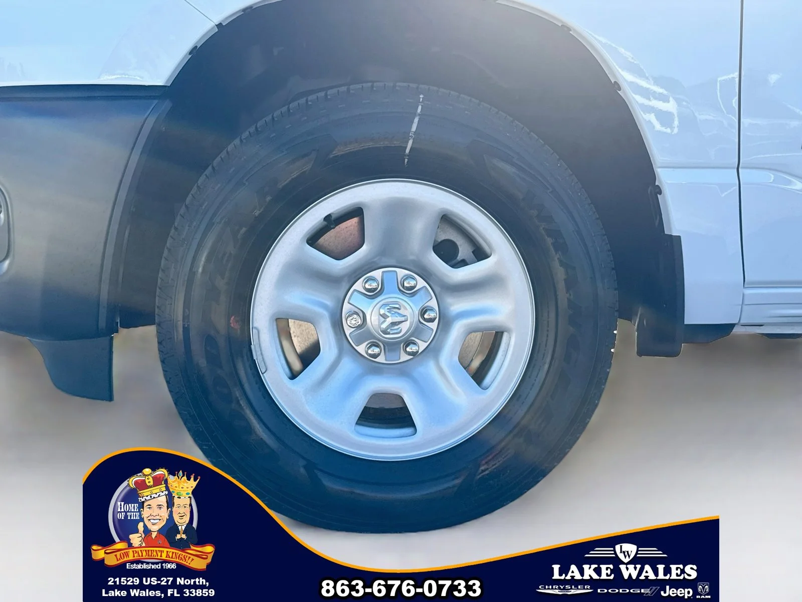 New 2027 Bright White Clear-Coat Exterior Paint RAM TRADESMAN image 27