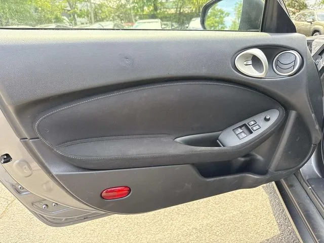 Used 2020 Gray Nissan Base image 24