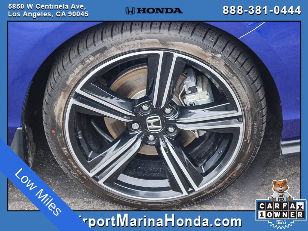 Used 2023 Still Night Pearl Honda Sport image 18