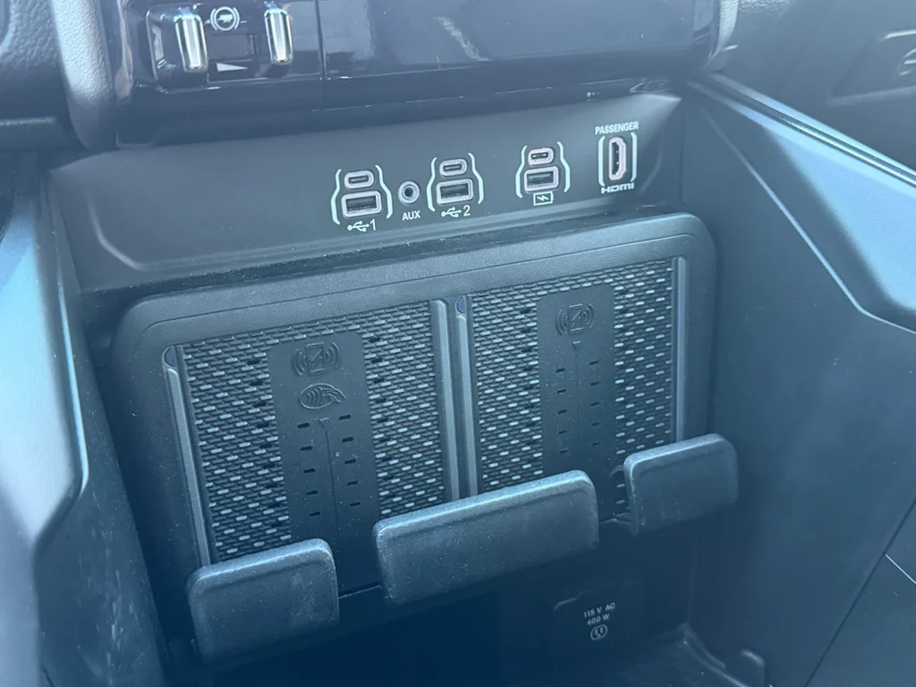 Used 2025 Bright White Clearcoat Ram Rebel image 19
