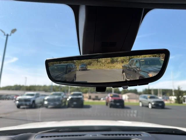 Used 2019 IRIDESCENT PEARL TRICOAT Chevrolet High Country image 37