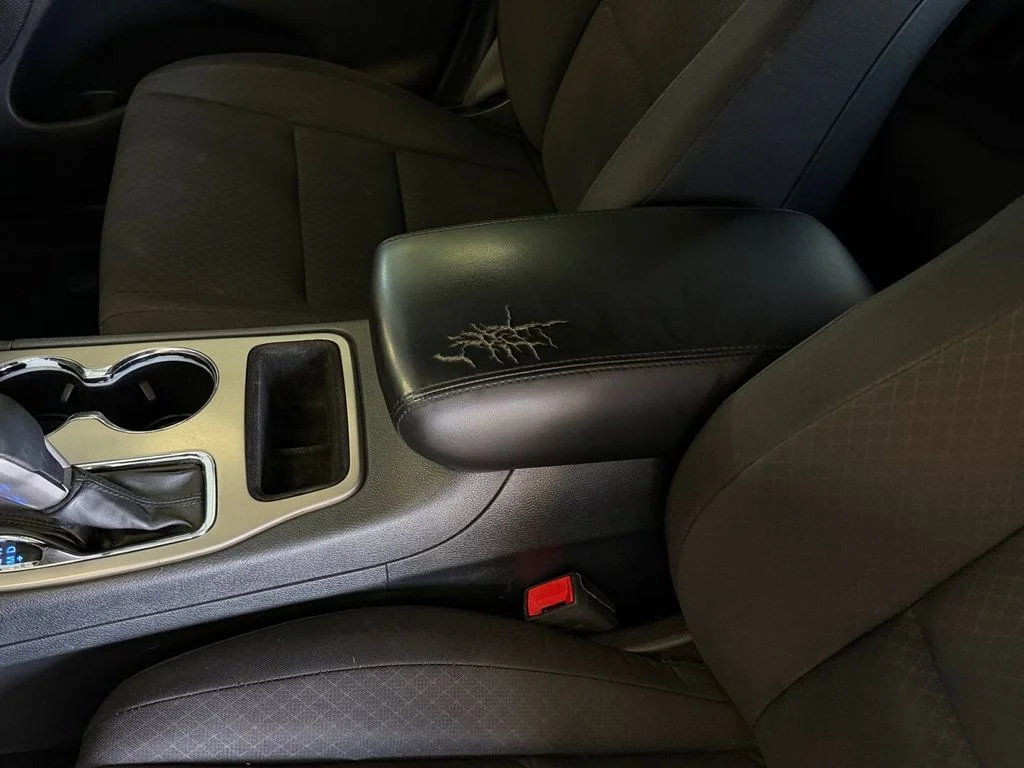 Used 2019 Gray Jeep Laredo E image 11