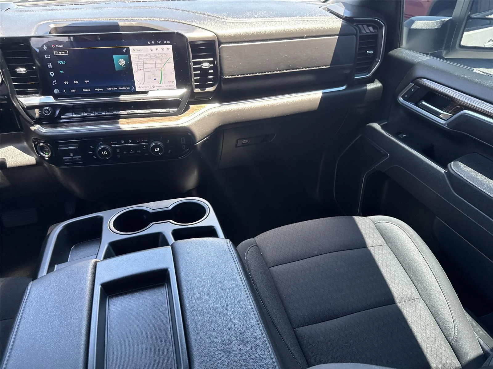 Used 2025 Summit White Chevrolet LT image 16
