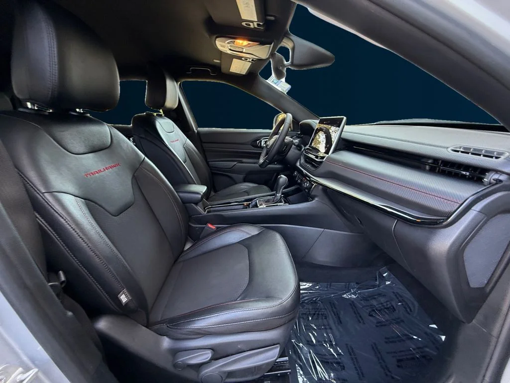 Used 2025 Silver Jeep Trailhawk image 17