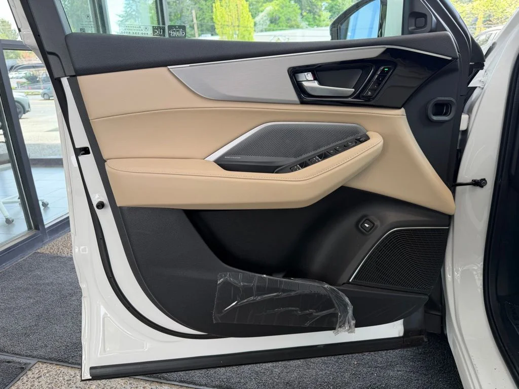 New 2026 Platinum White Pearl Acura Technology Package image 11