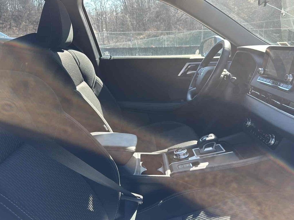 Used 2024 Gray Mitsubishi ES image 13