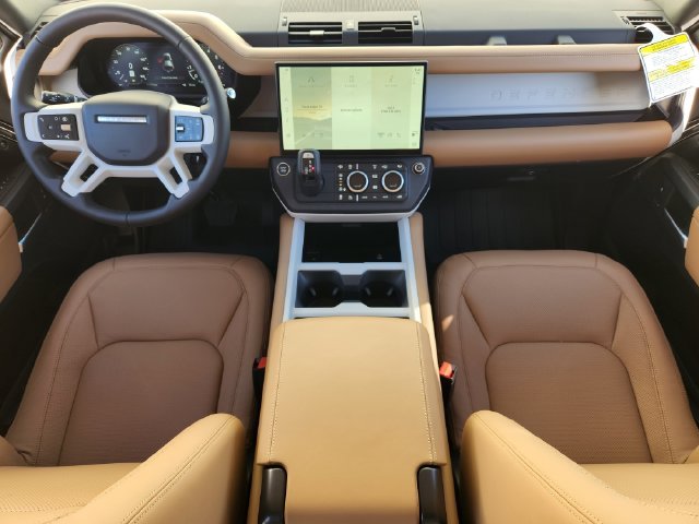 Used 2026  Land Rover S image 19