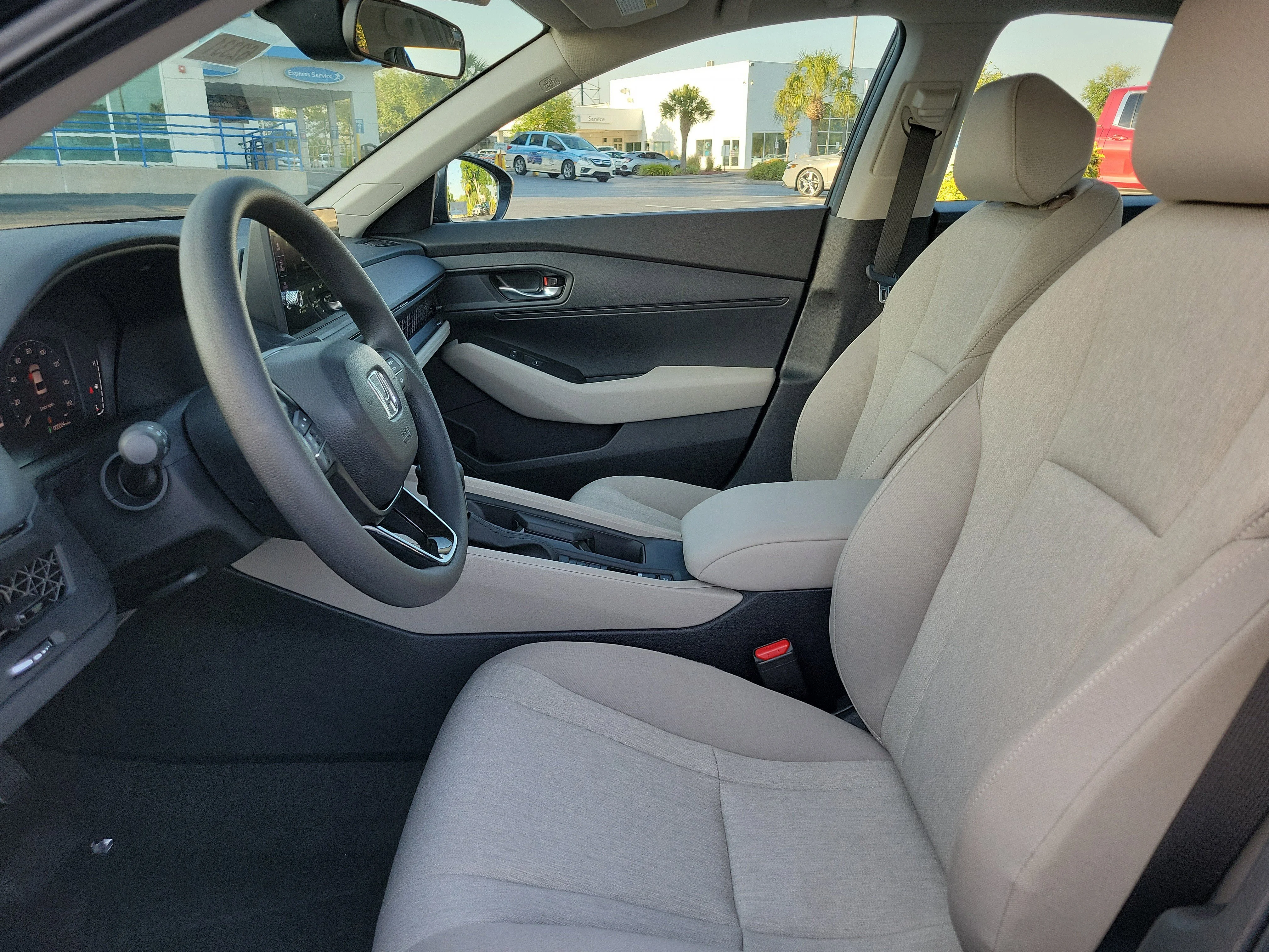 New 2026 Platinum White Pearl Honda LX image 21