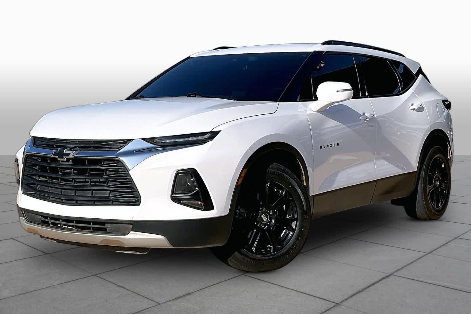 Used 2021 SUMMIT WHITE Chevrolet LT image 2