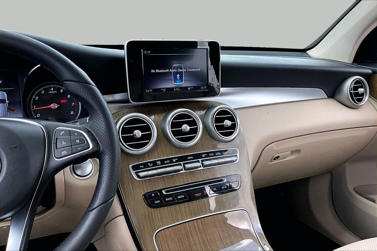 Used 2018 Polar White Mercedes-Benz GLC 300 image 7
