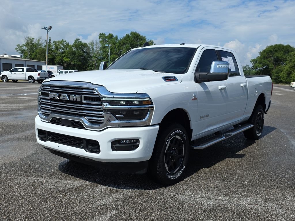 Used 2025 White Ram Laramie image 1