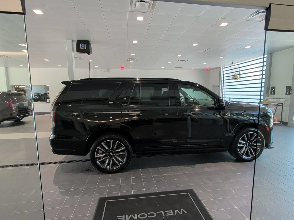 Certified Used 2022 BLACK RAVEN Cadillac Sport Platinum image 2