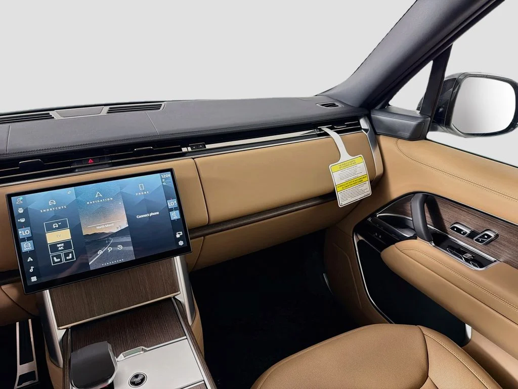 New 2026 Fuji White Land Rover SE PHEV image 25