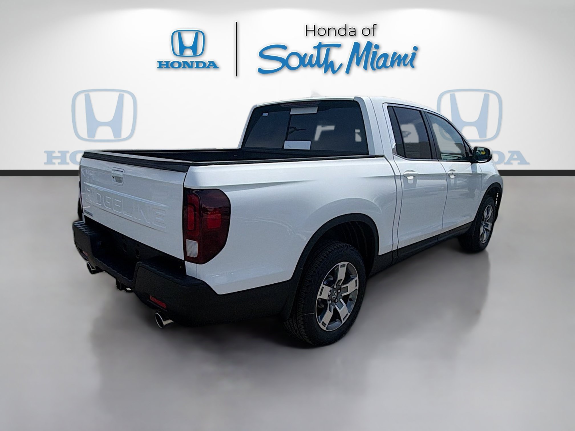 New 2026 Platinum White Pearl Honda RTL image 7