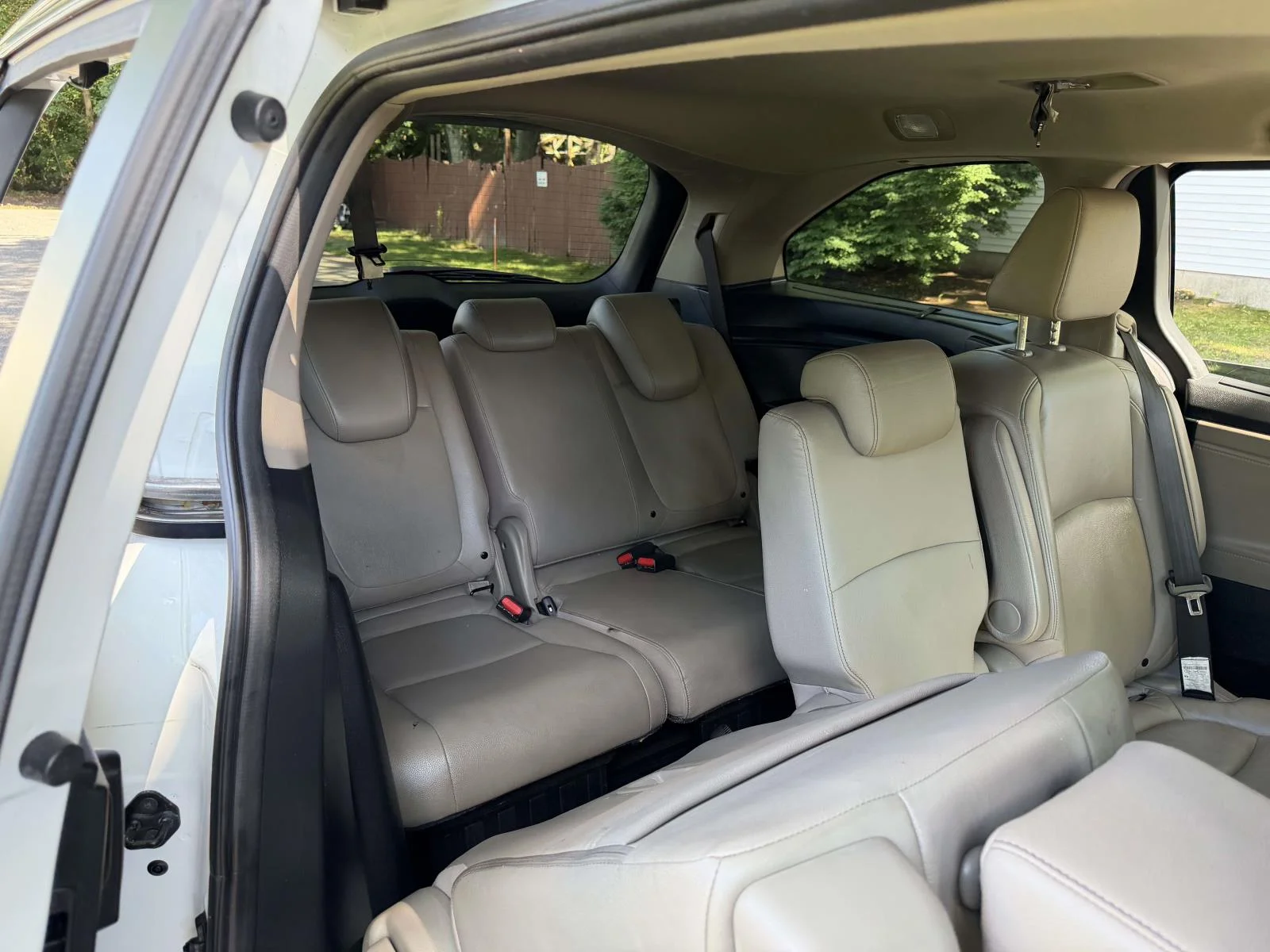 Used 2023 White Honda Touring image 15