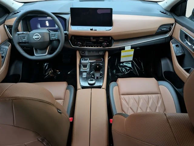 New 2026 Obsidian Green Pearl Nissan Platinum image 10
