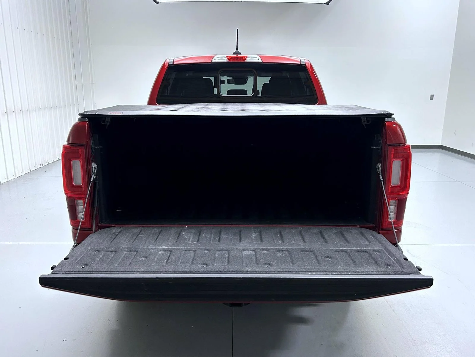 Used 2020 Red Ford XLT image 21
