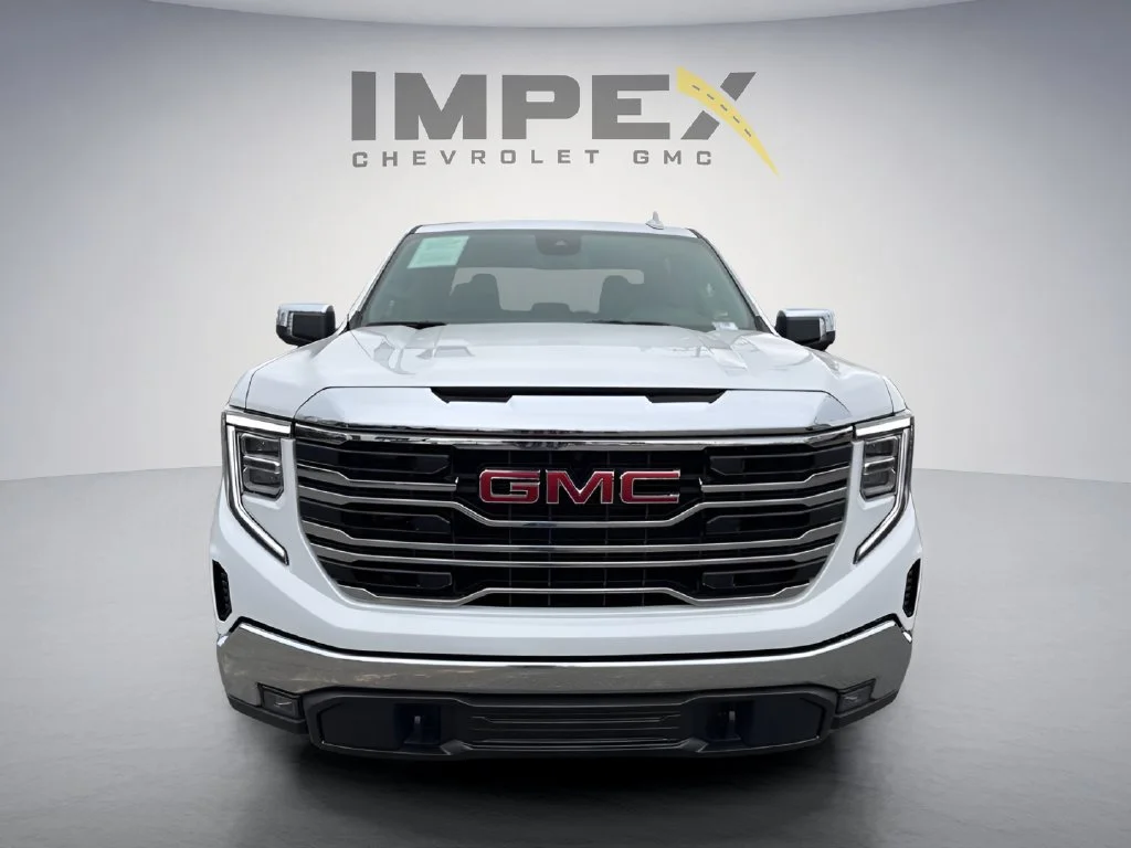 Used 2026 Summit White GMC SLT image 9