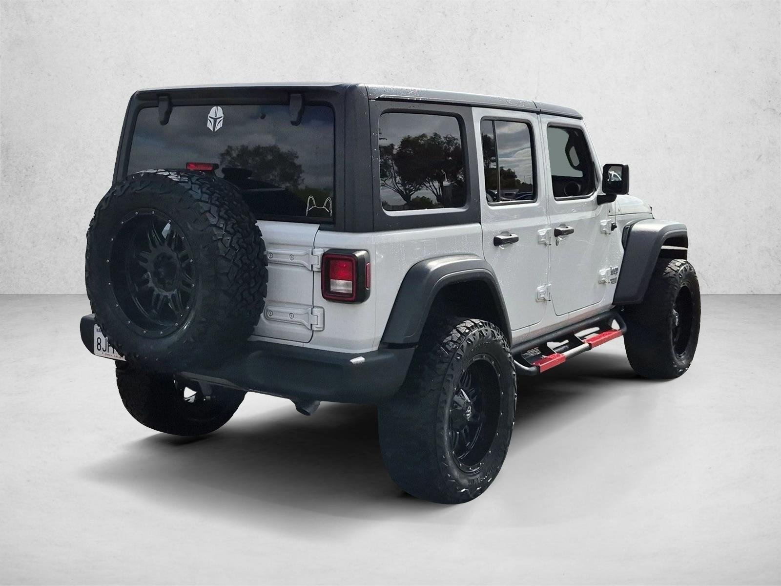 Used 2018 Bright White Clearcoat Jeep Sport S image 5