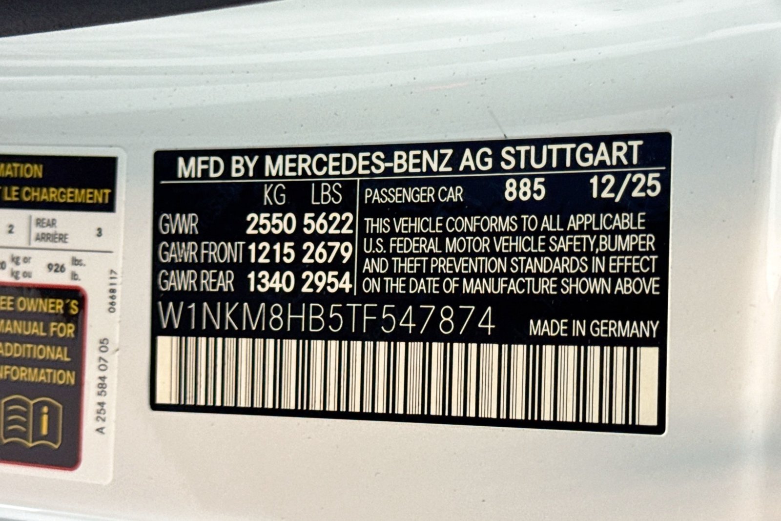 New 2026 MANUFAKTUR Moonlight White Metallic Mercedes-Benz AMG® GLC 43 image 29