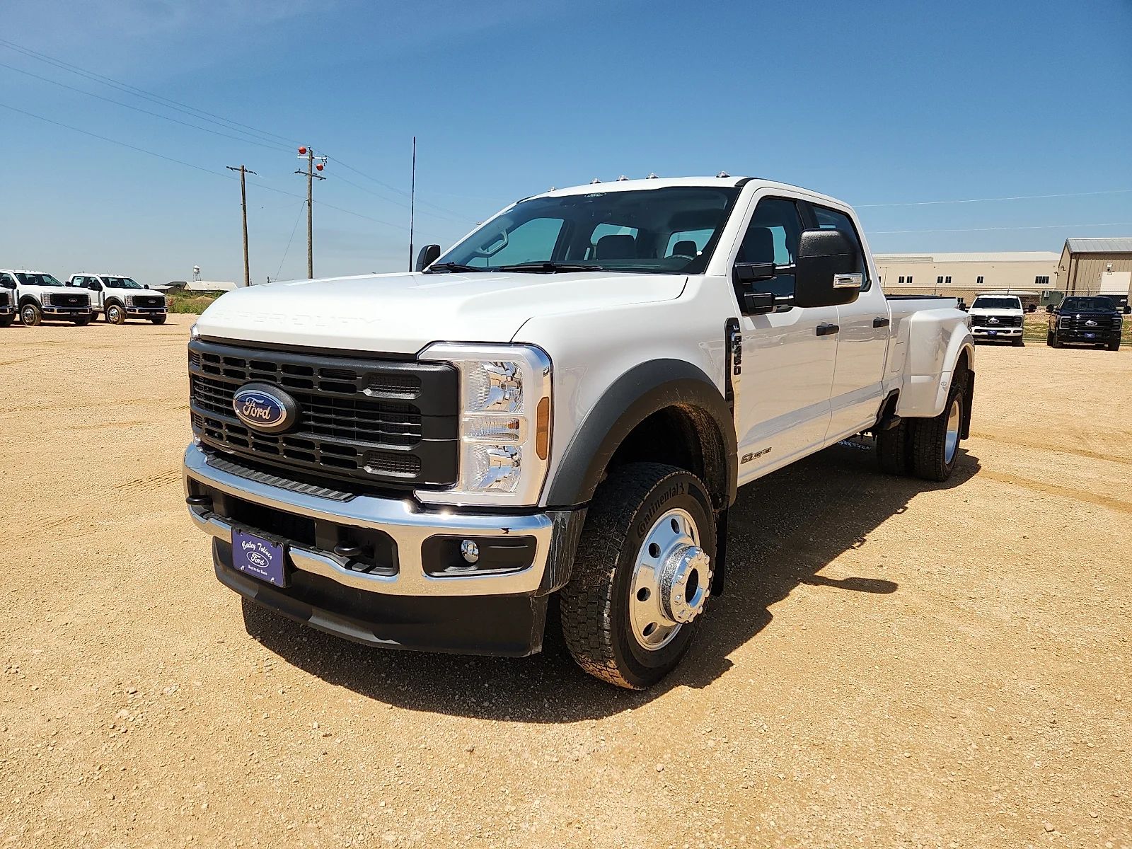 New 2026 Oxford White Ford F-450® XL image 3