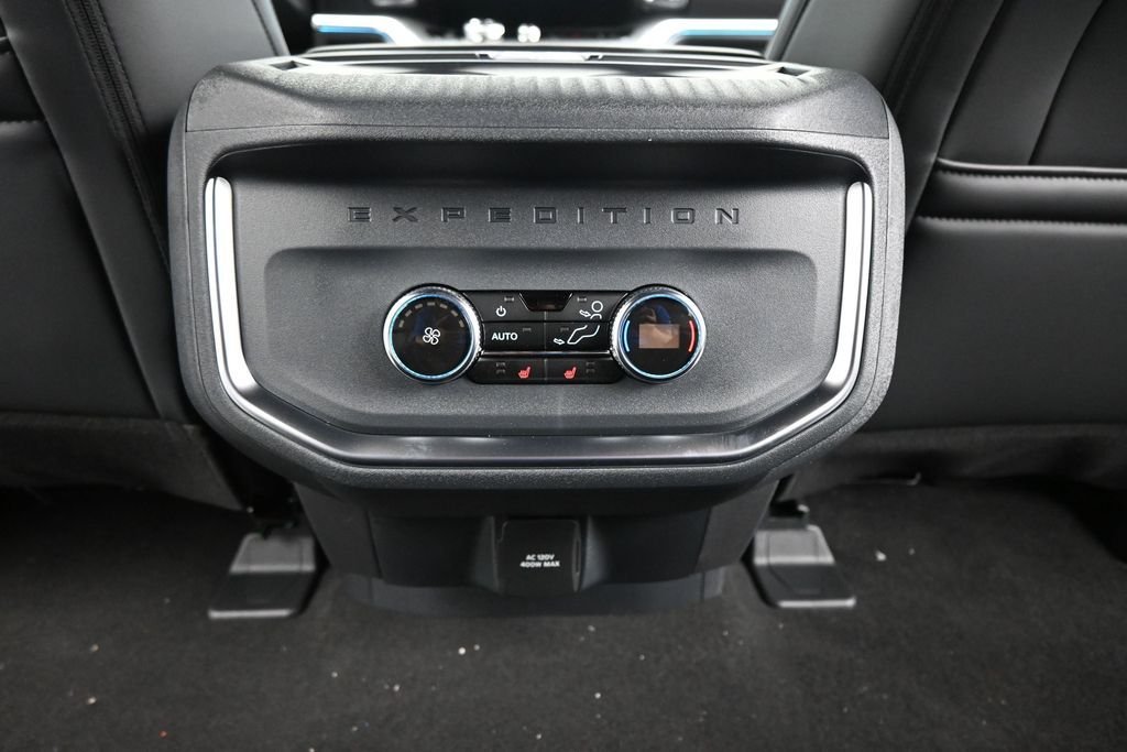New 2026 Dark Matter Gray Metallic Ford Platinum image 23