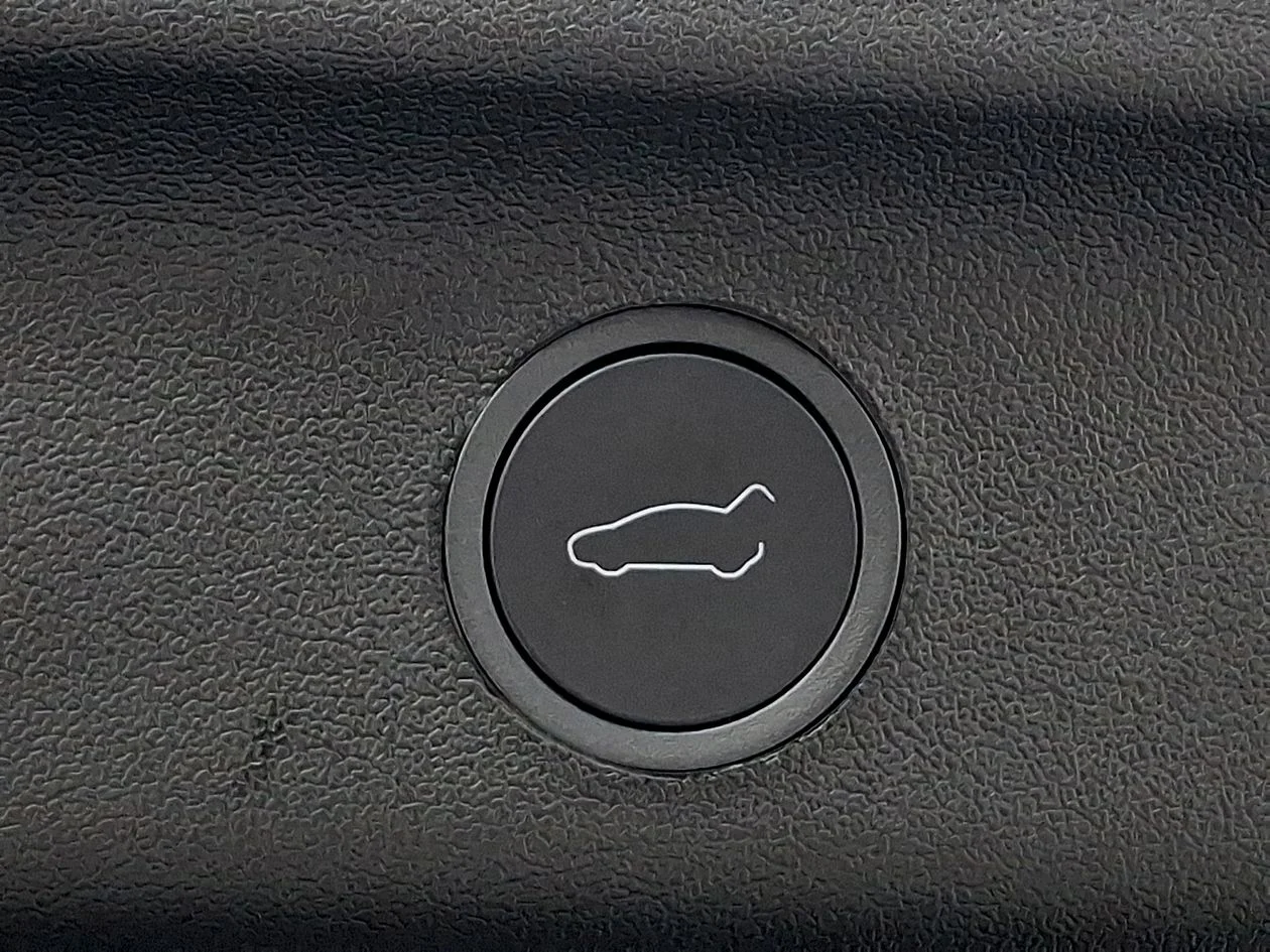 Used 2026  Tesla  image 30